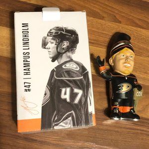 NIB Anaheim Ducks Hampus Lindholm #47 gnome statue